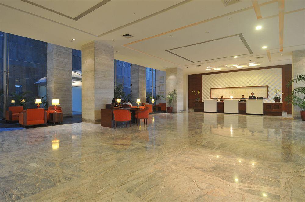 Vits Hotel Pune Exterior foto